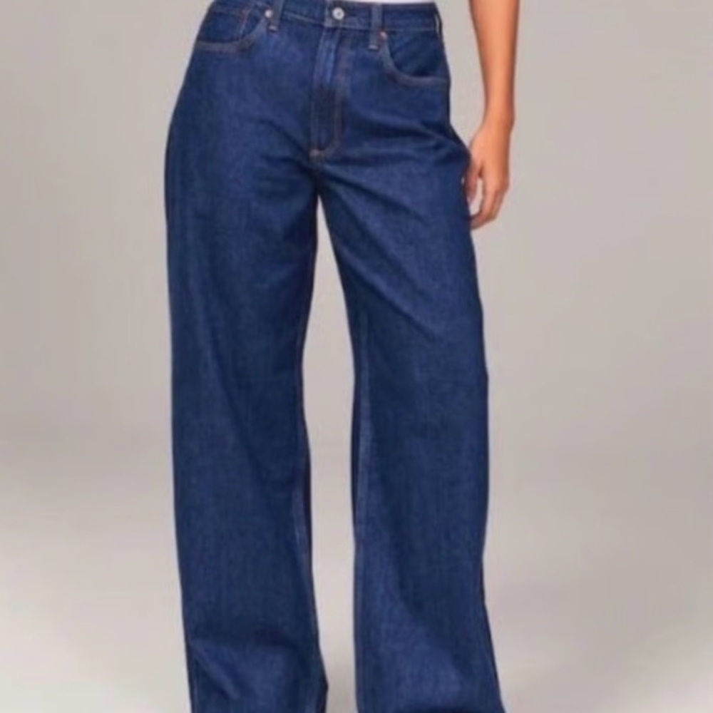 Abercrombie & fitch mid rise ultra wide leg jeans size 26